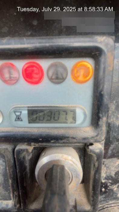 2023 VAC-TRON LP573XDT