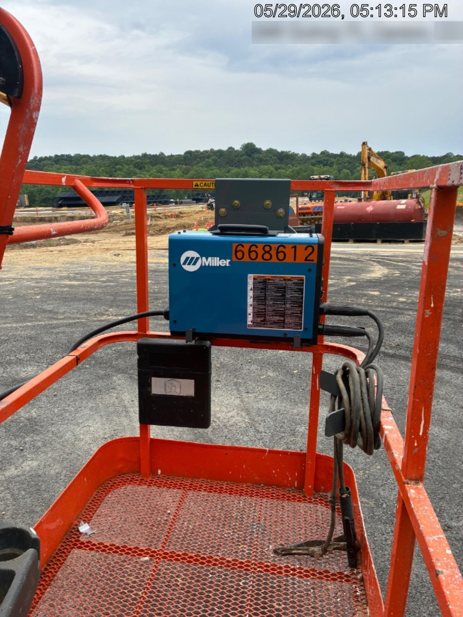 2025 JLG 660SJ