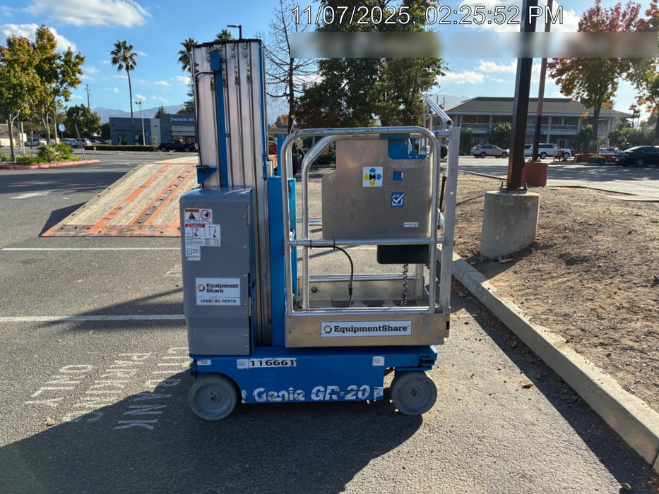 2020 GENIE GR-20