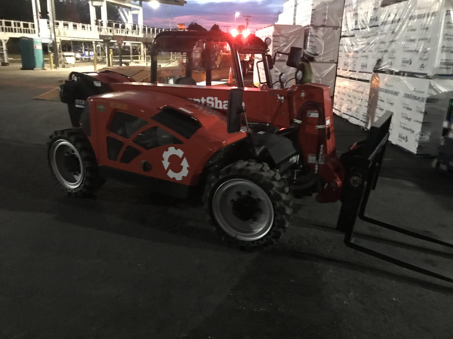 2020 Manitou MTA5519 Canopy, Solid Tires, Work Lights, Beacon, Aux Hydraulics, Back up Alarm, Mirrors, ES Keypad