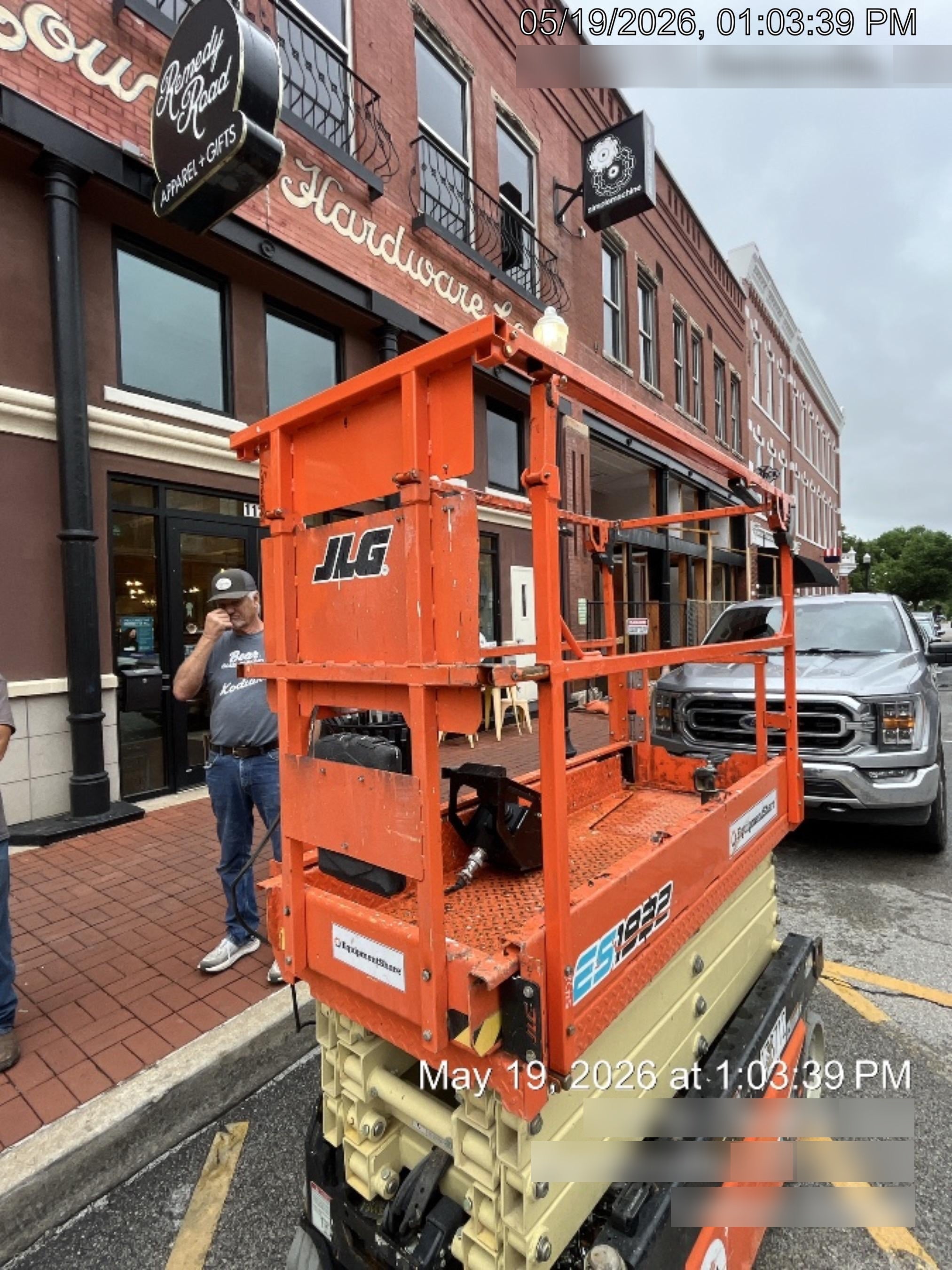 2021 JLG ES1932