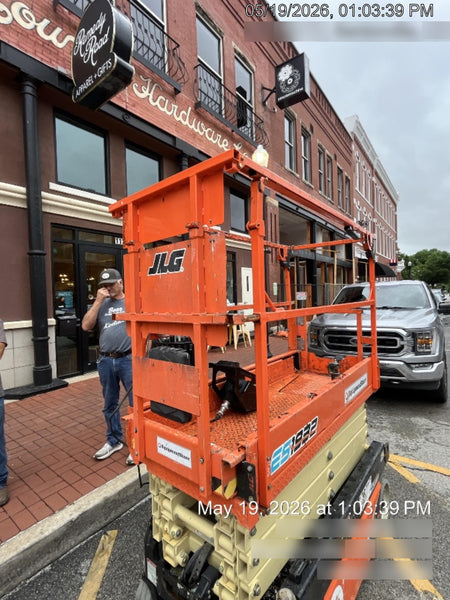 2021 JLG ES1932