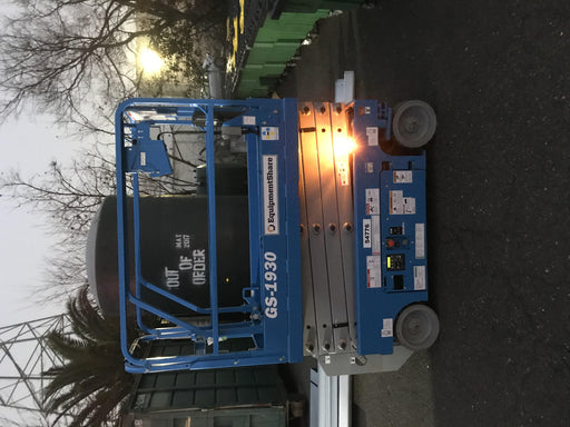 2019 Genie GS-1930 Half Height Swing Gate, 800W Inverter