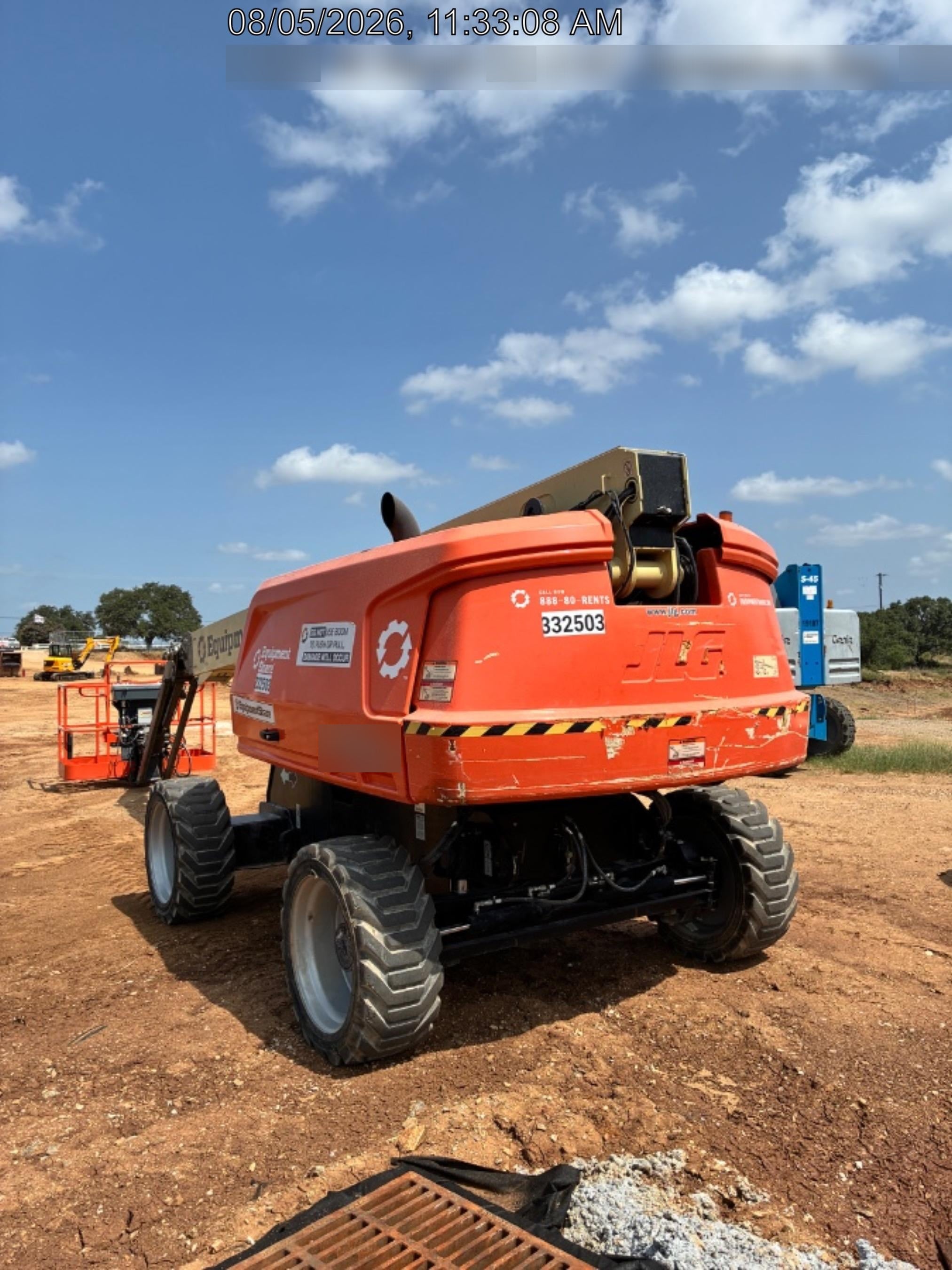 2023 JLG 660SJ