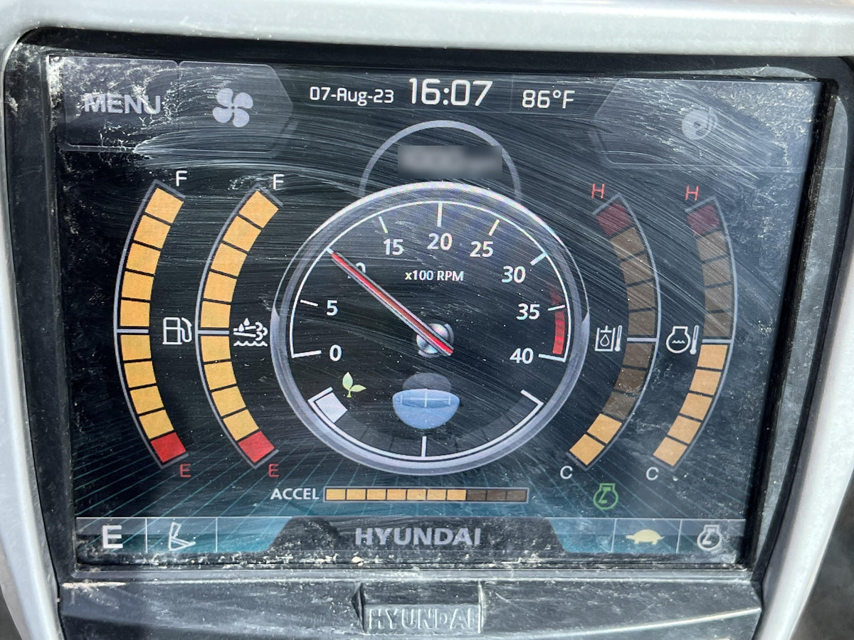 2017 HYUNDAI HX520L