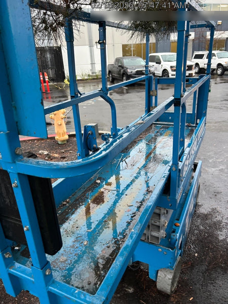 2020 Genie GS-1930 Solid Non Marking Tires, Beacon, Folding rails with half height swing gate, 800W Inverter