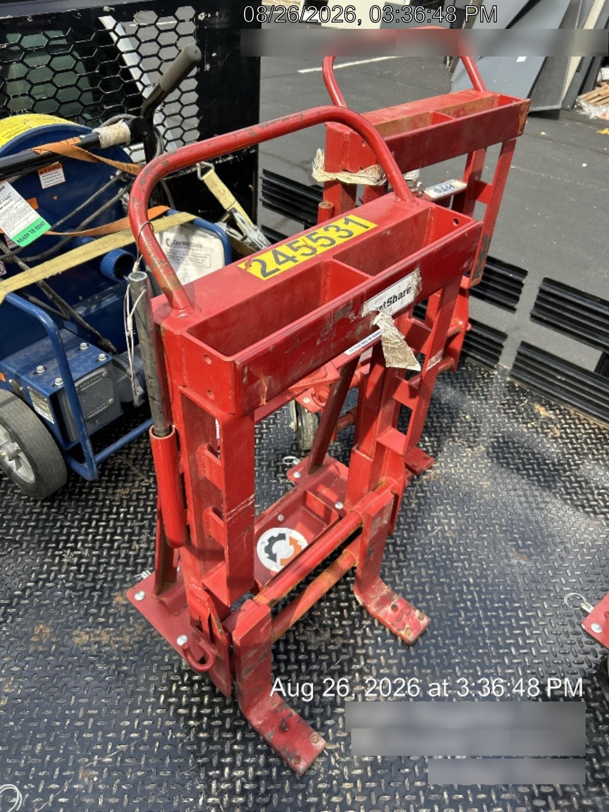 2022 ROL-A-LIFT M-6