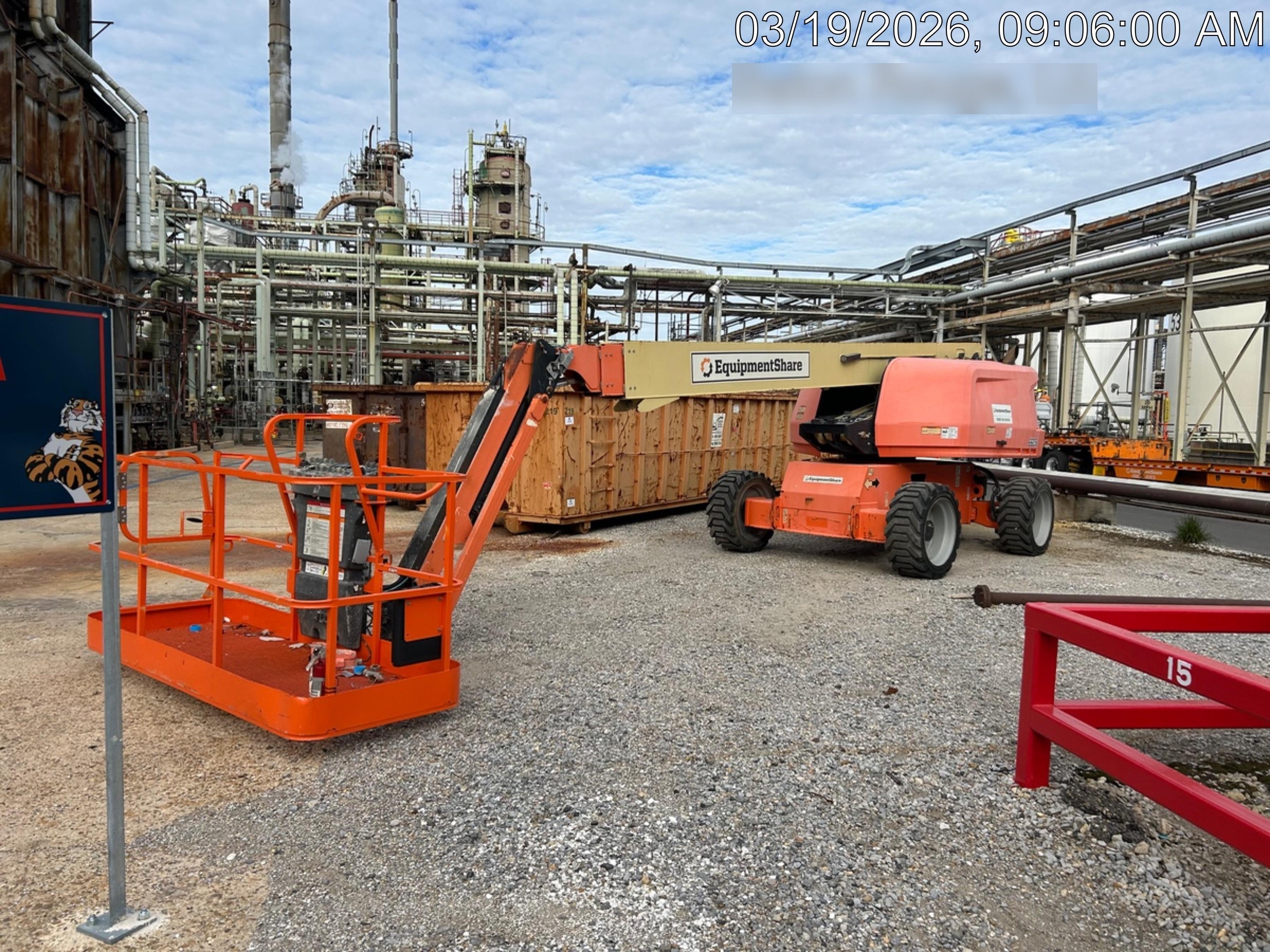2019 JLG 660SJ