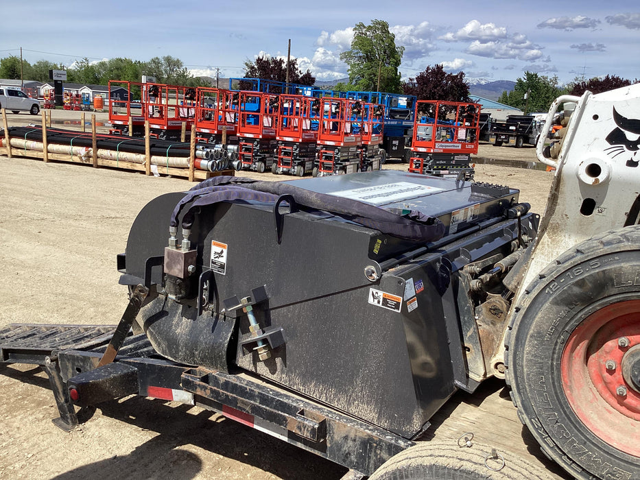 2021 PALADIN Sweepster SB72