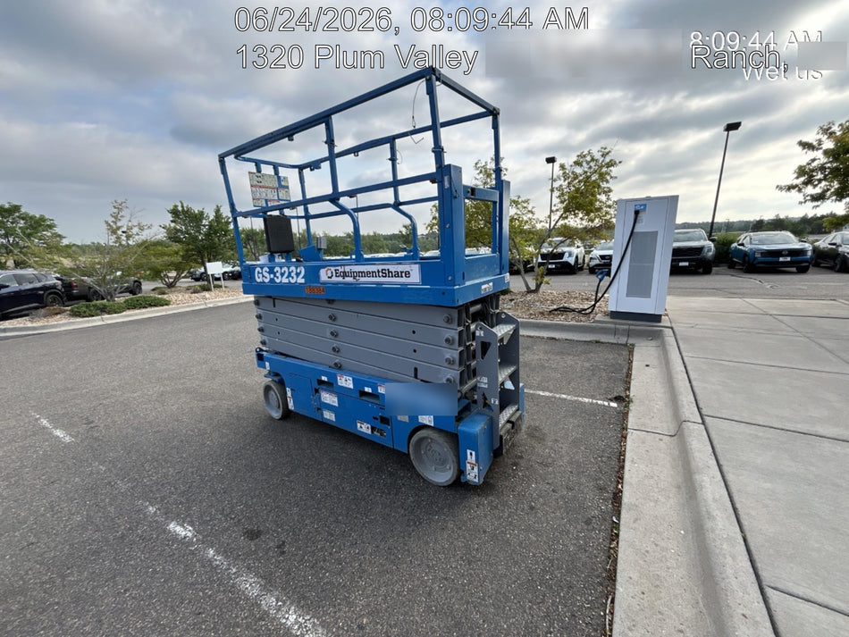 2021 GENIE GS-3232