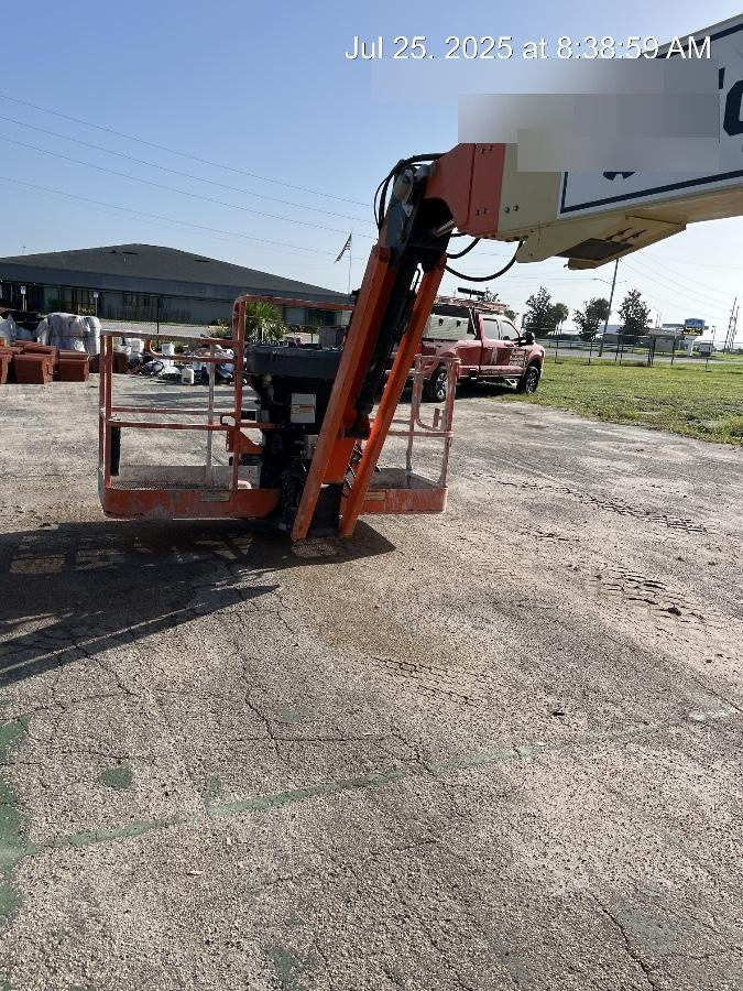 2021 JLG 660SJ