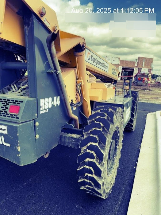 2016 Gehl RS8-44 Standard Rental Specs