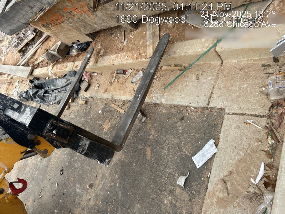 2019 JCB 510-56 Canopy, 74 HP, Solid Tires, STD Worklight, Beacon, Aux Hydraulics, Lifting Eye, Back up Alarm w/66" Carriage/60" Forks