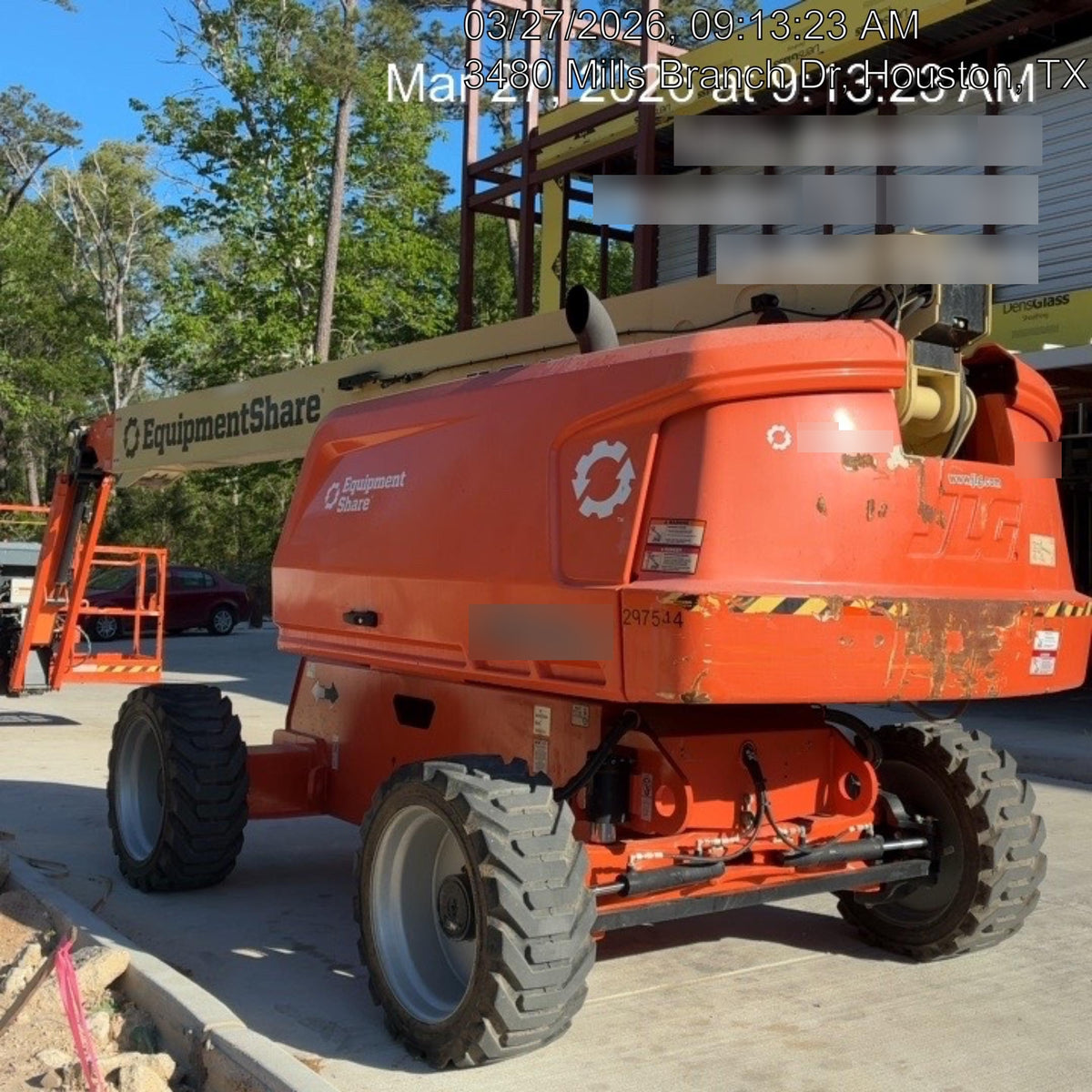 2023 JLG 660SJ