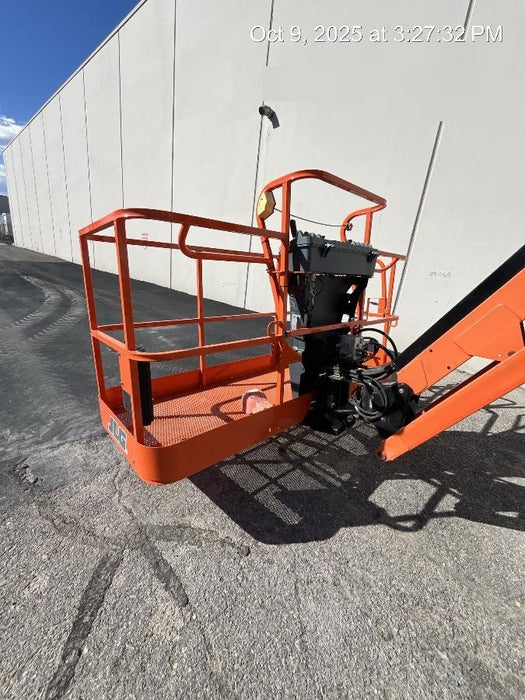 2019 JLG 660SJ