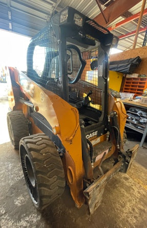 2019 CASE SR175
