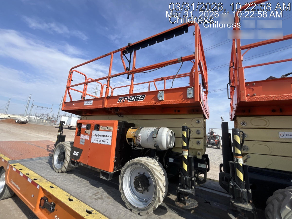 2022 JLG RT4069