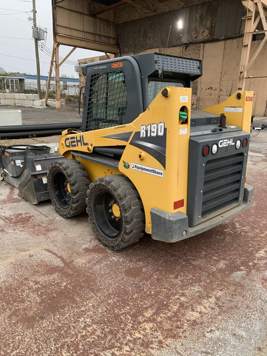 2016 GEHL R190