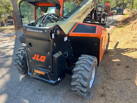 2025 JLG 519