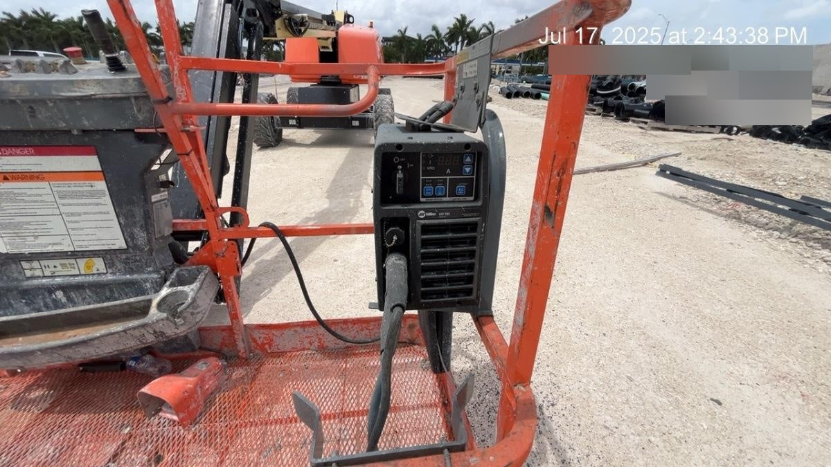 2025 MILLER ELECTRIC CST-282