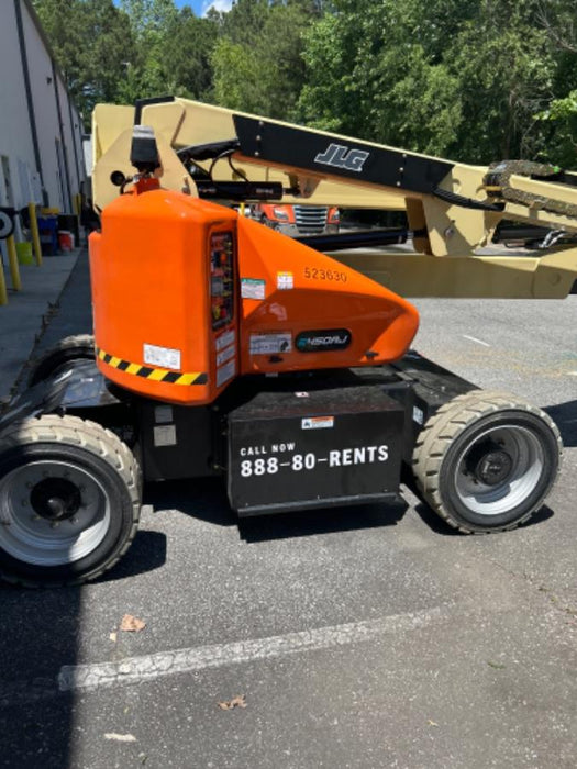 2025 JLG E450AJ