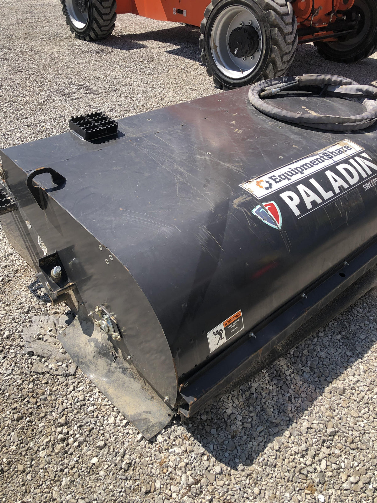 2022 PALADIN Sweepster SB72