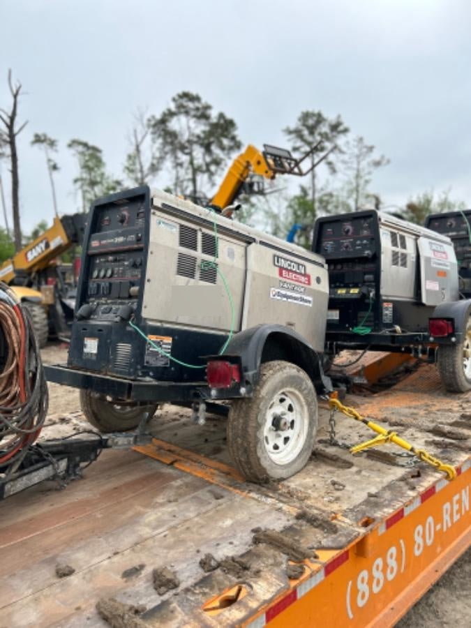 2024 Lincoln Electric LE400 Kubota V1505, Trlr, Cable Rack, Light Kit, ES Decals, T3