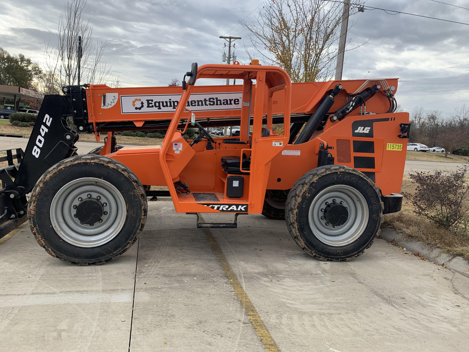 2020 Skytrak 8042 74 Hp, FF Tires, Work Lights, Beacon, Aux Hydraulics, Back up Alarm, Lifting Eye, ES Decals