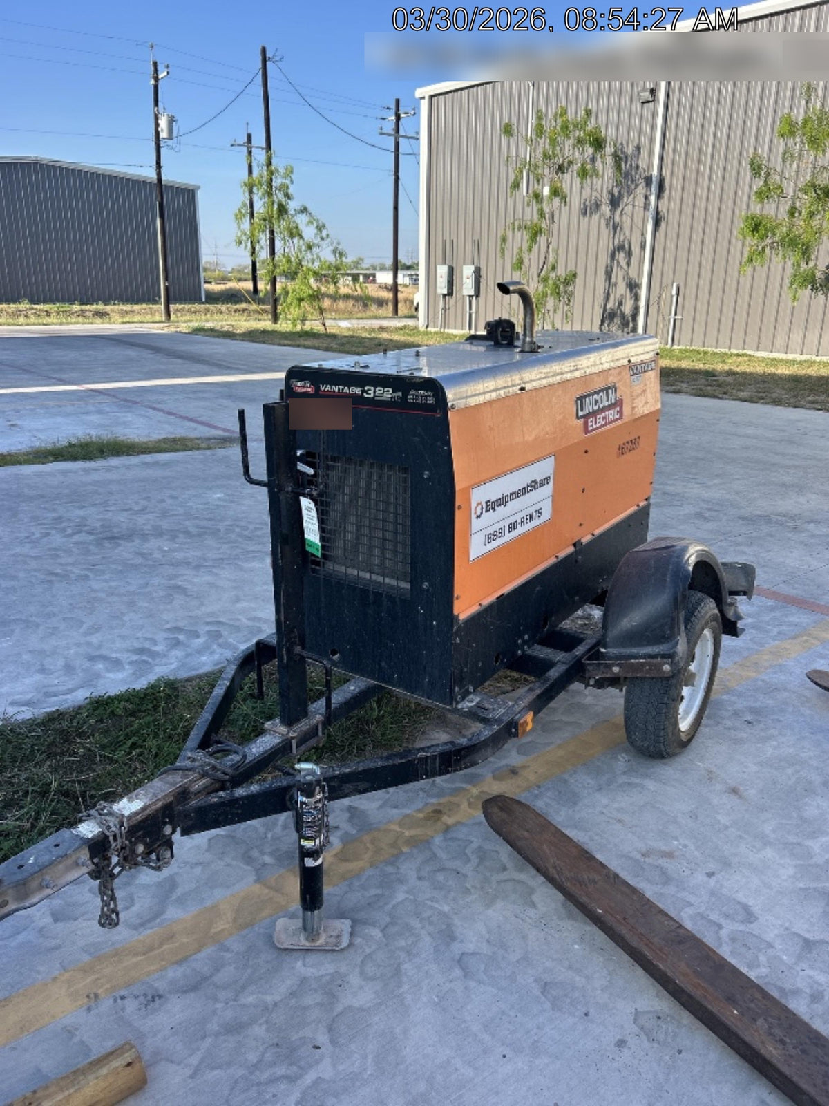2021 Lincoln Electric Vantage 322 Vantage 322 Ready Pak 3 w/ Decals, ORANGE (includes trailer, cable rack, fender light kit) NO Telematics