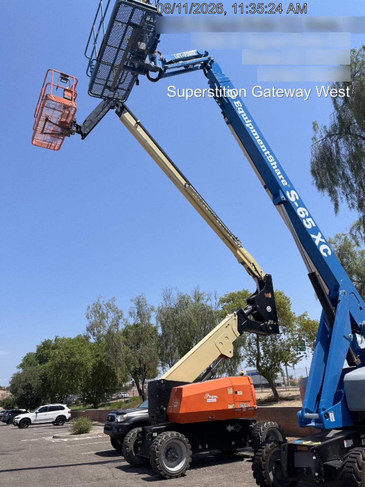 2023 JLG 800AJ