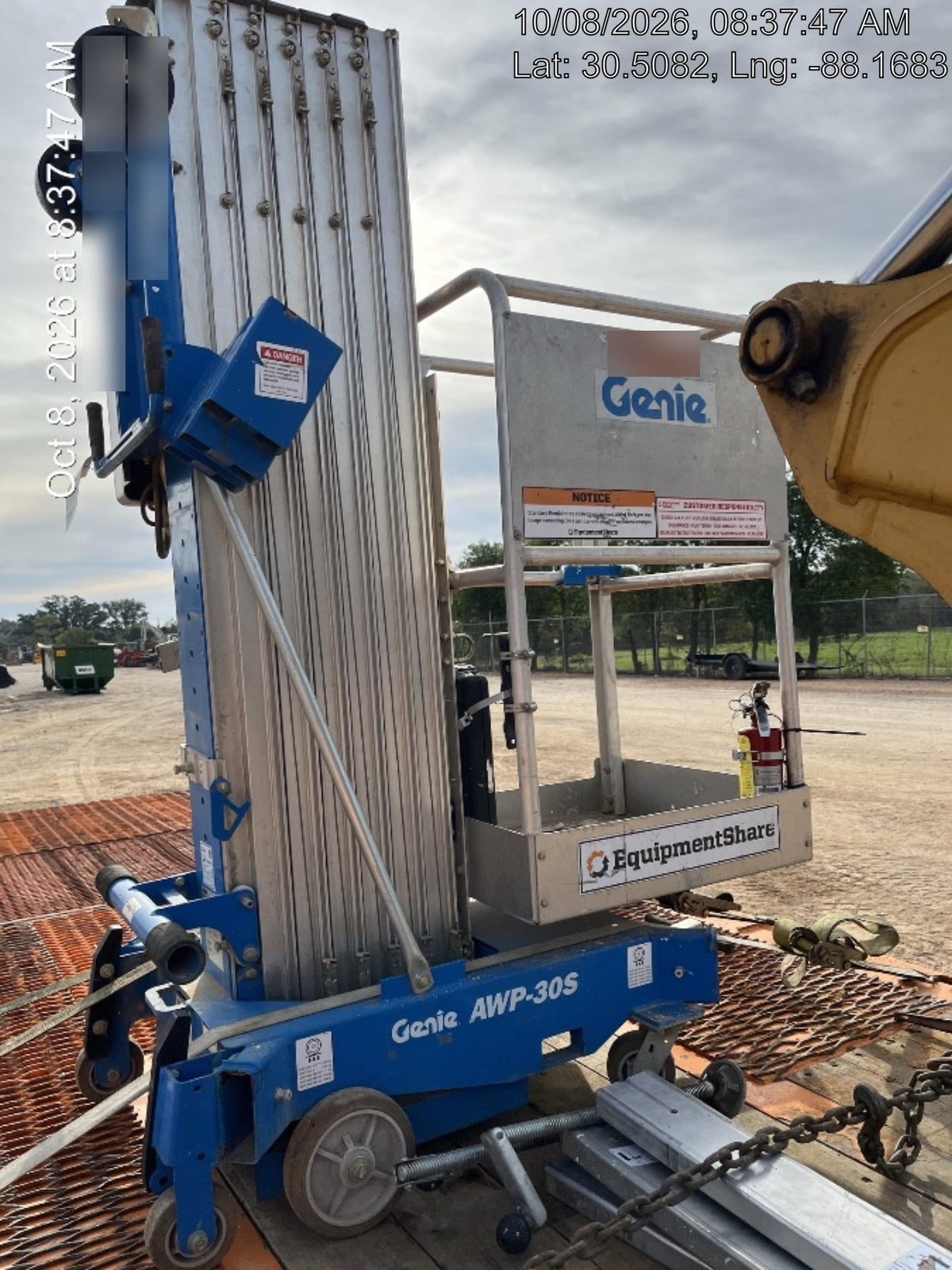 2019 GENIE AWP-30S