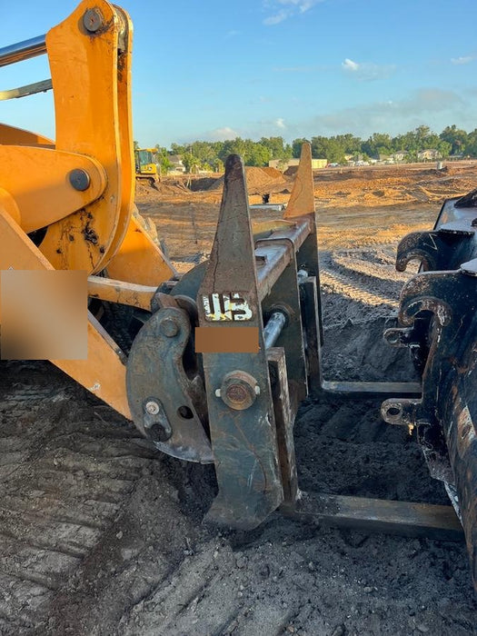 2016 Case 721F CLOSED CAB, JRB 416 STYLE HYD COUPLER