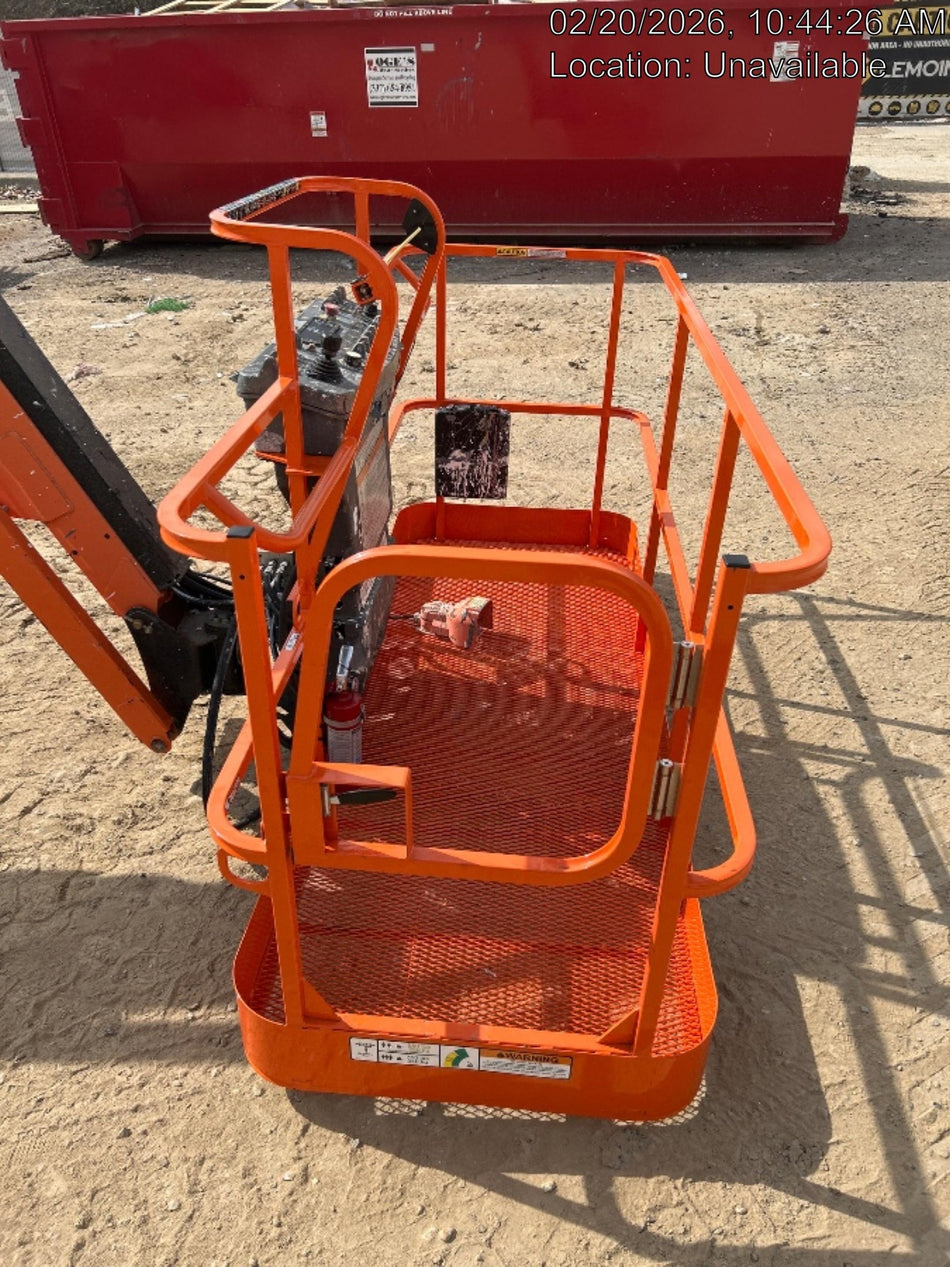 2019 JLG 660SJ