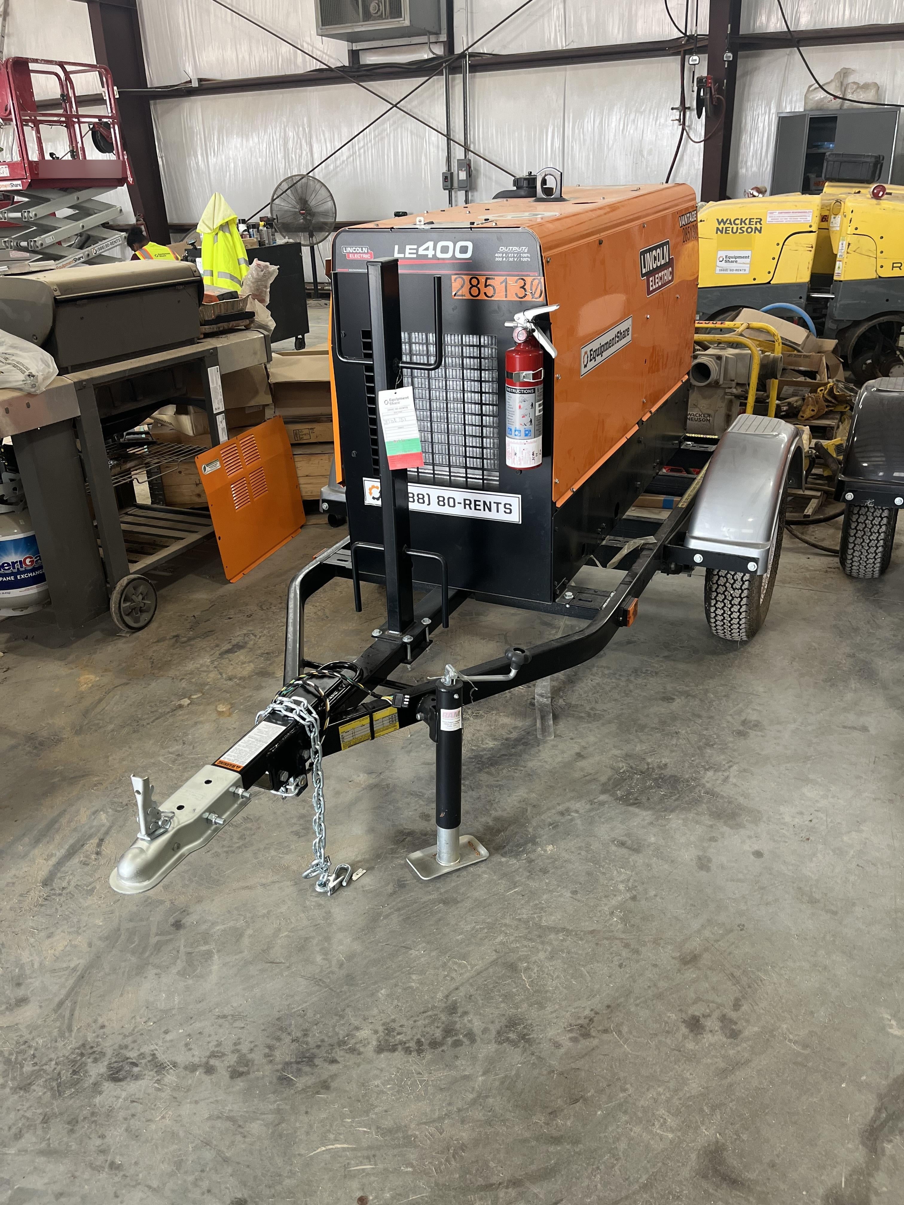 2022 Lincoln Electric LE400 Kubota V1505, Trlr, Cable Rack, Light Kit, ES Decals, T3