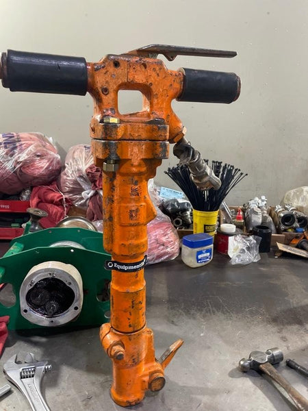 2020 MICHIGAN PNEUMATIC MP-30-1