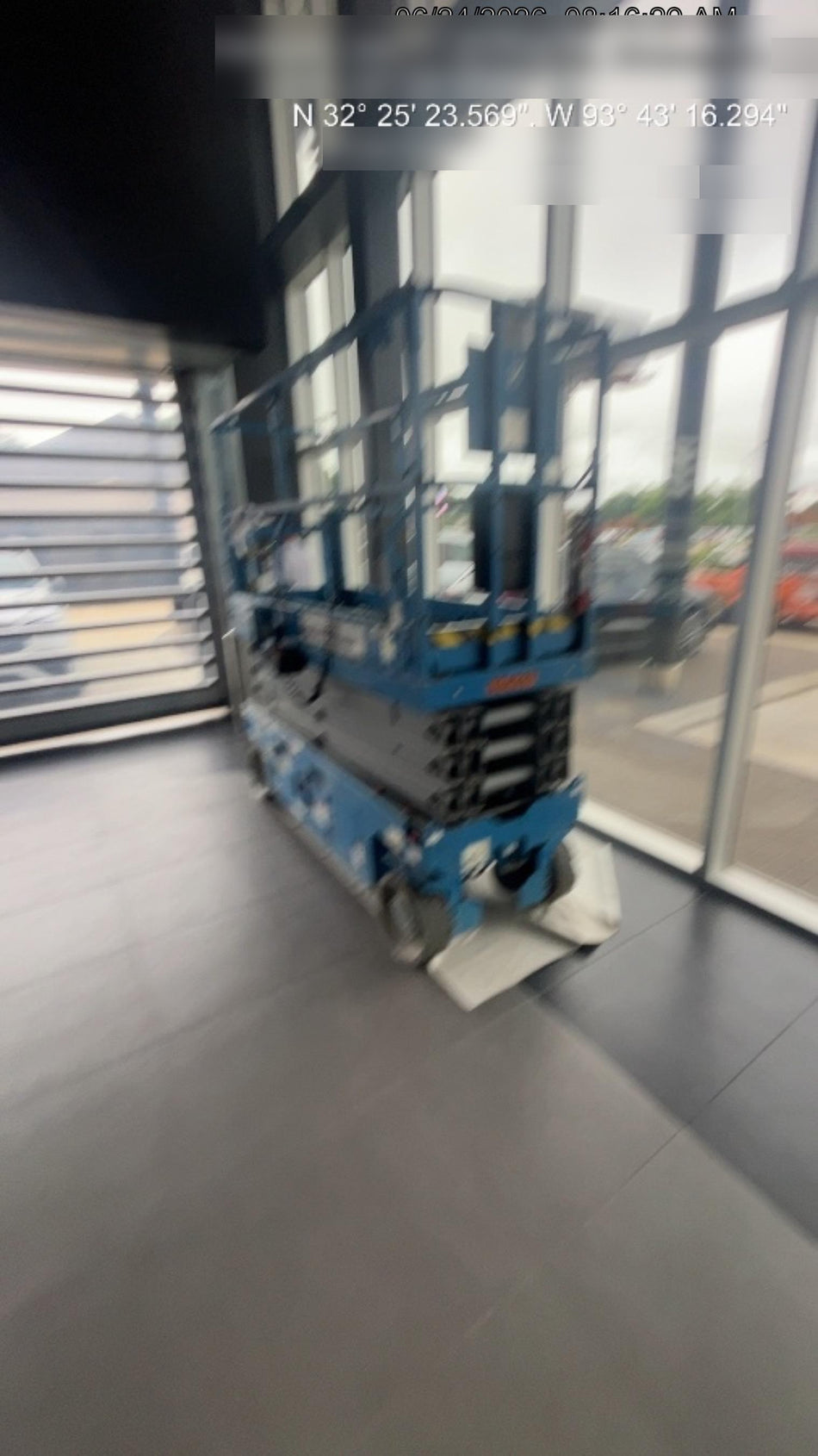 2023 GENIE GS-2632