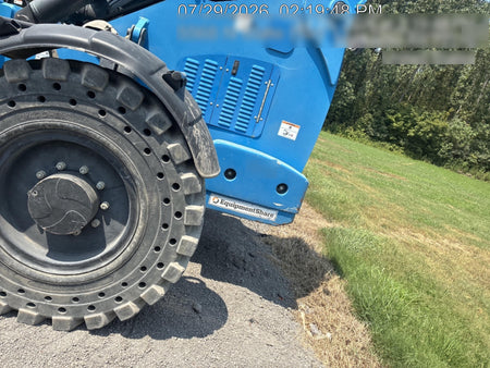2018 Genie GTH-1056 Genie GTH-1056 w/Enclosed Cab w/HVAC, Work Lights, Solid Tires, Beacon, 60" Carriage and Forks