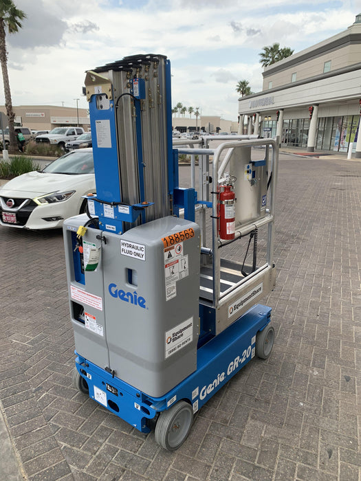 2021 GENIE GR-20