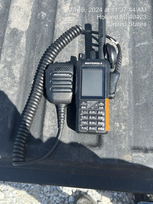 2024 MOTOROLA R7 DISPLAY