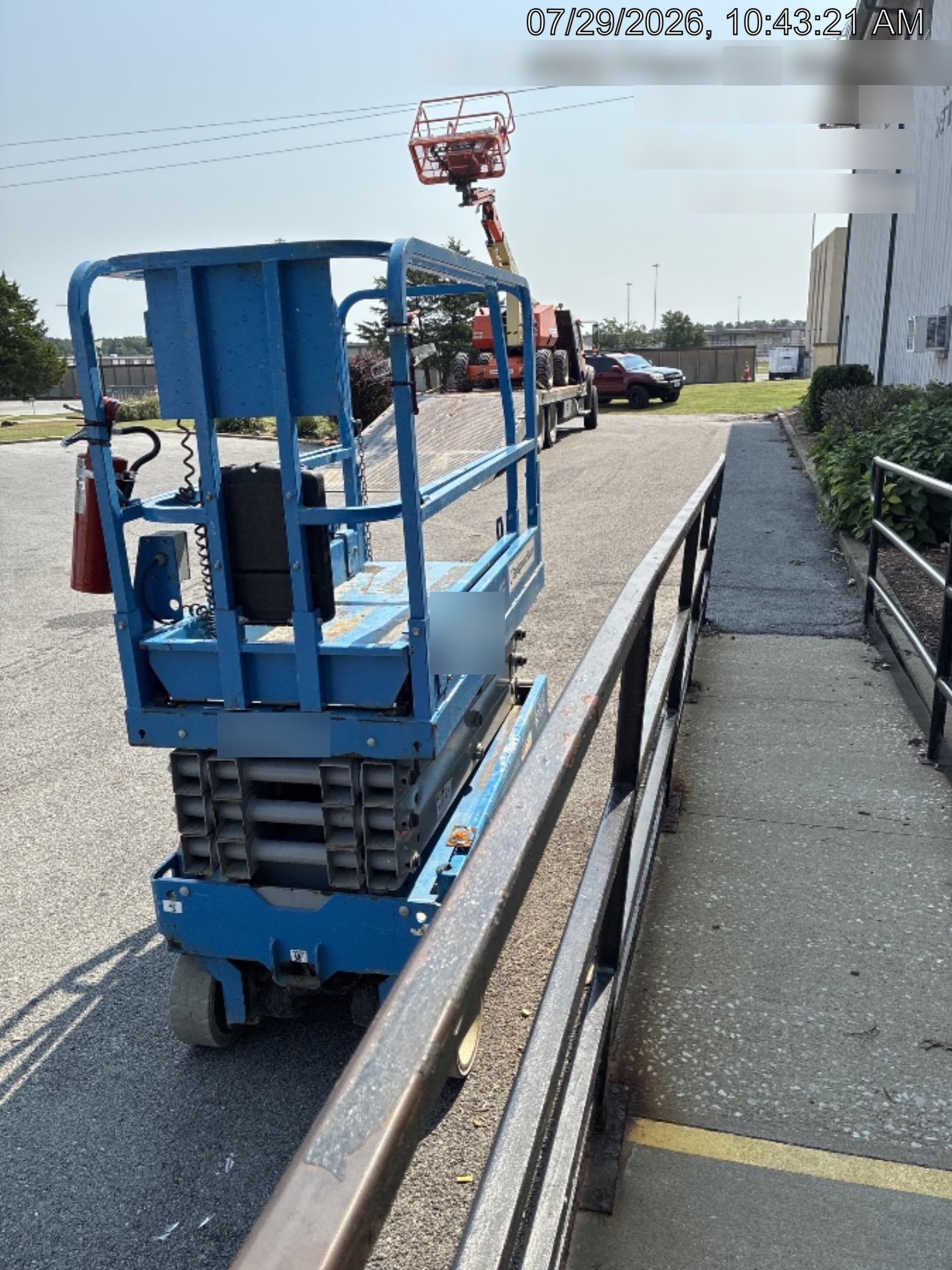 2019 Genie GS-1930 Fixed rails with chain Entry