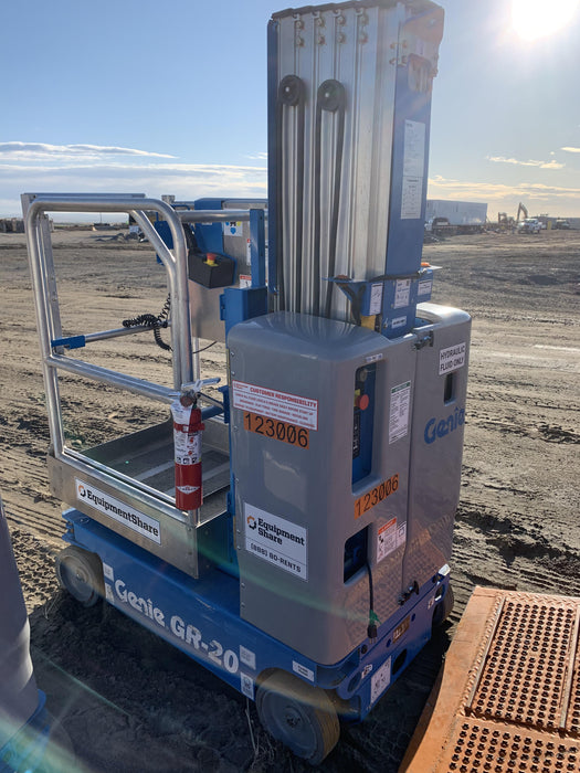 2020 GENIE GR-20