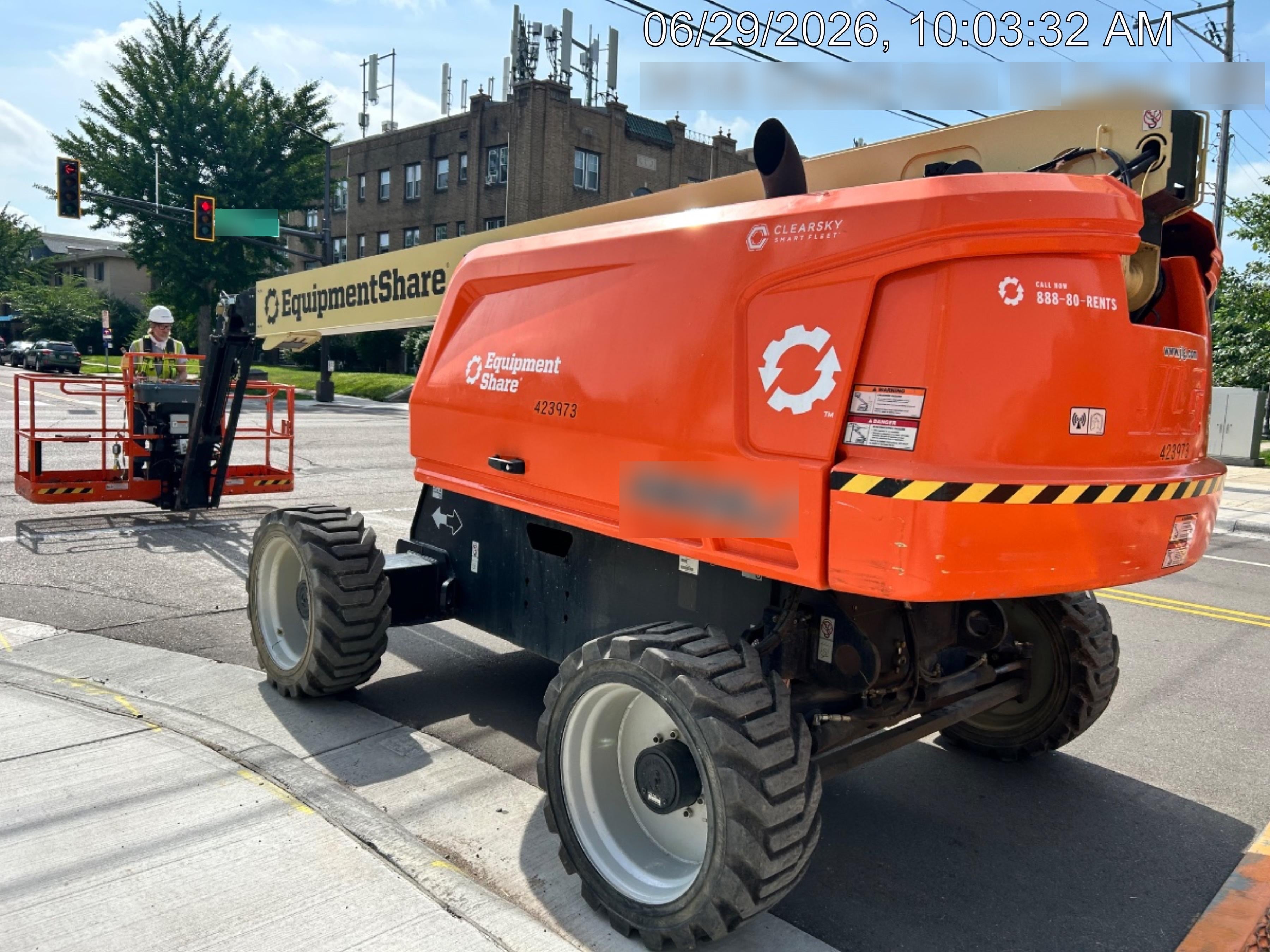 2024 JLG 660SJ