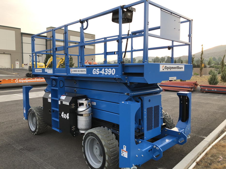 2020 GENIE GS-4390 RT