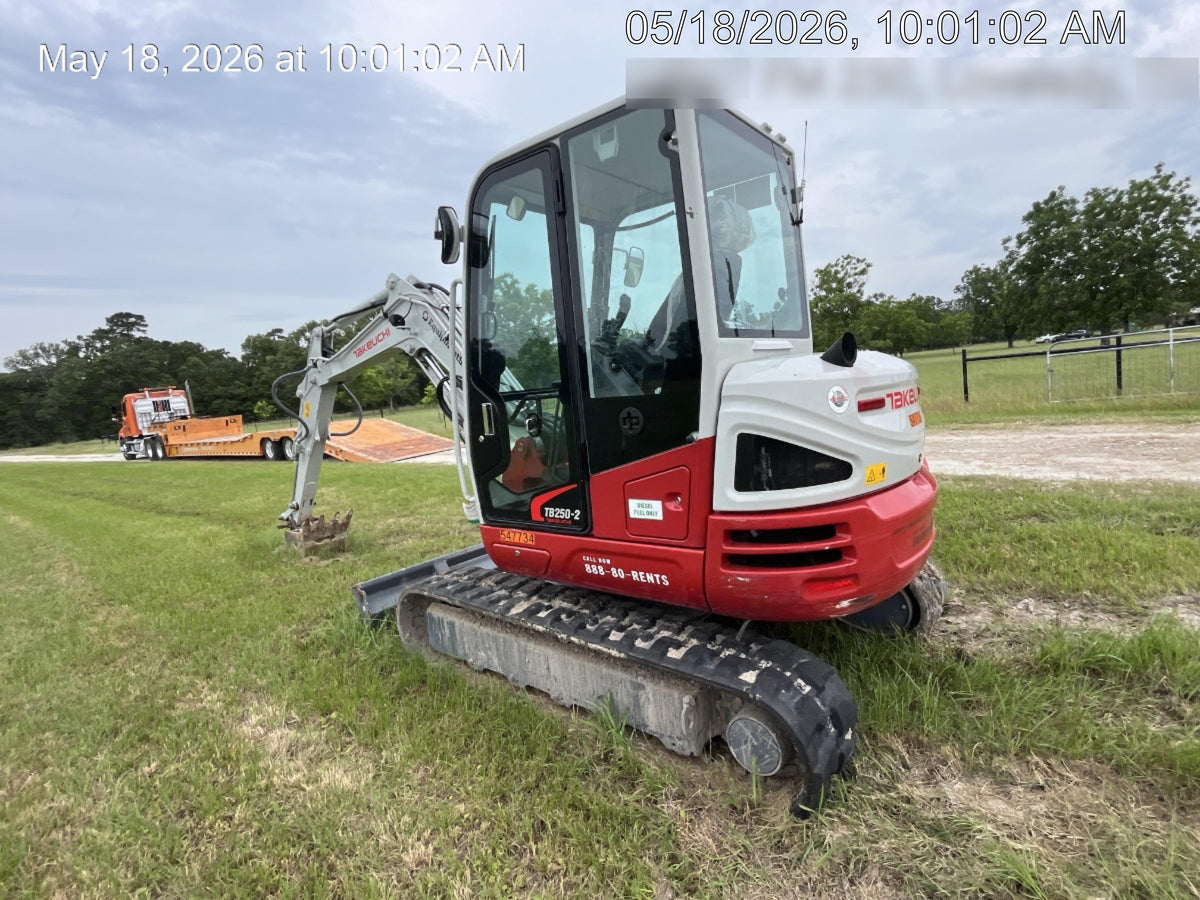 2025 TAKEUCHI TB250-2CR