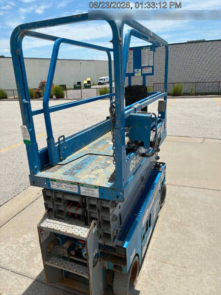 2019 Genie GS-1930 Fixed rails with chain Entry