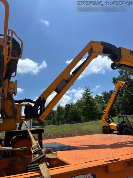 2019 JLG 400S