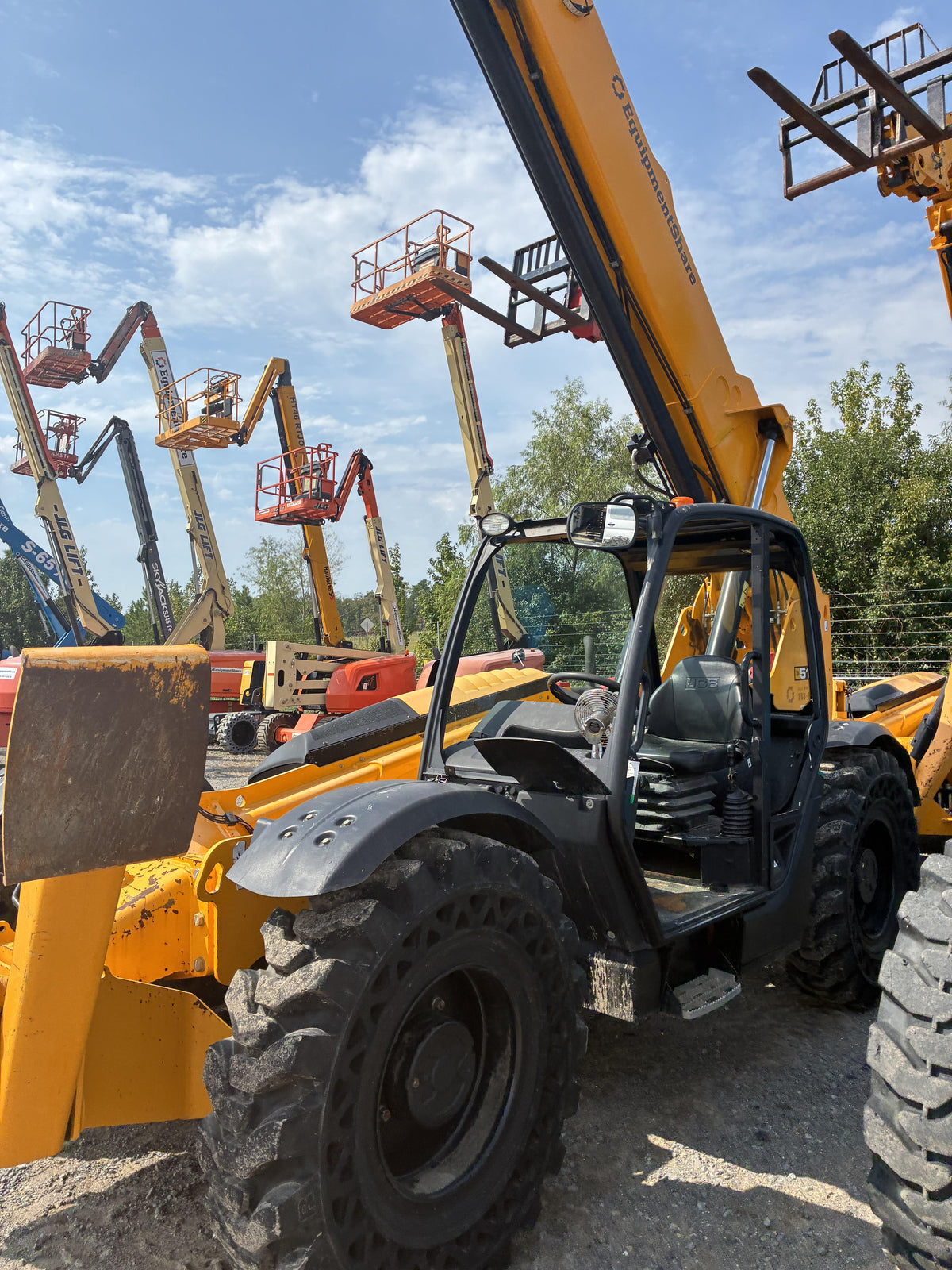 2025 JCB 510-56