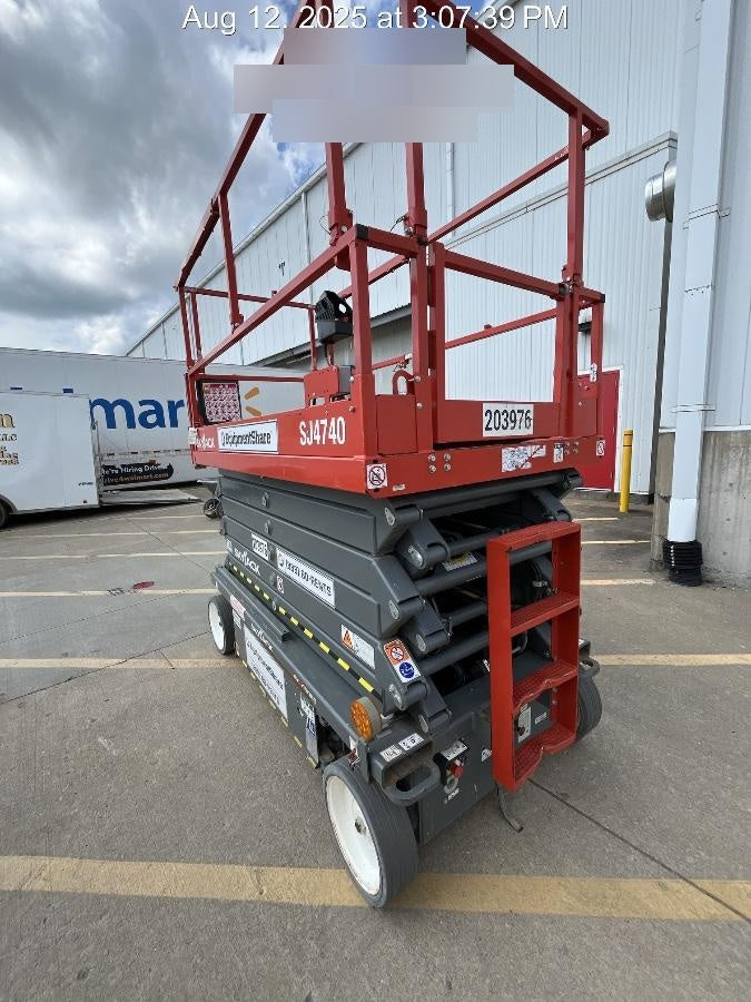 2022 SKYJACK SJ4740