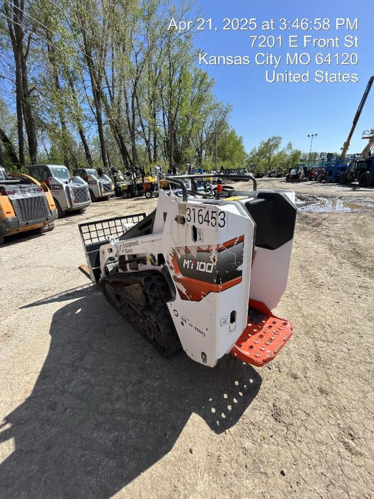 2023 BOBCAT 36" Mini Skid Steer Fork Carriage - Bobcat