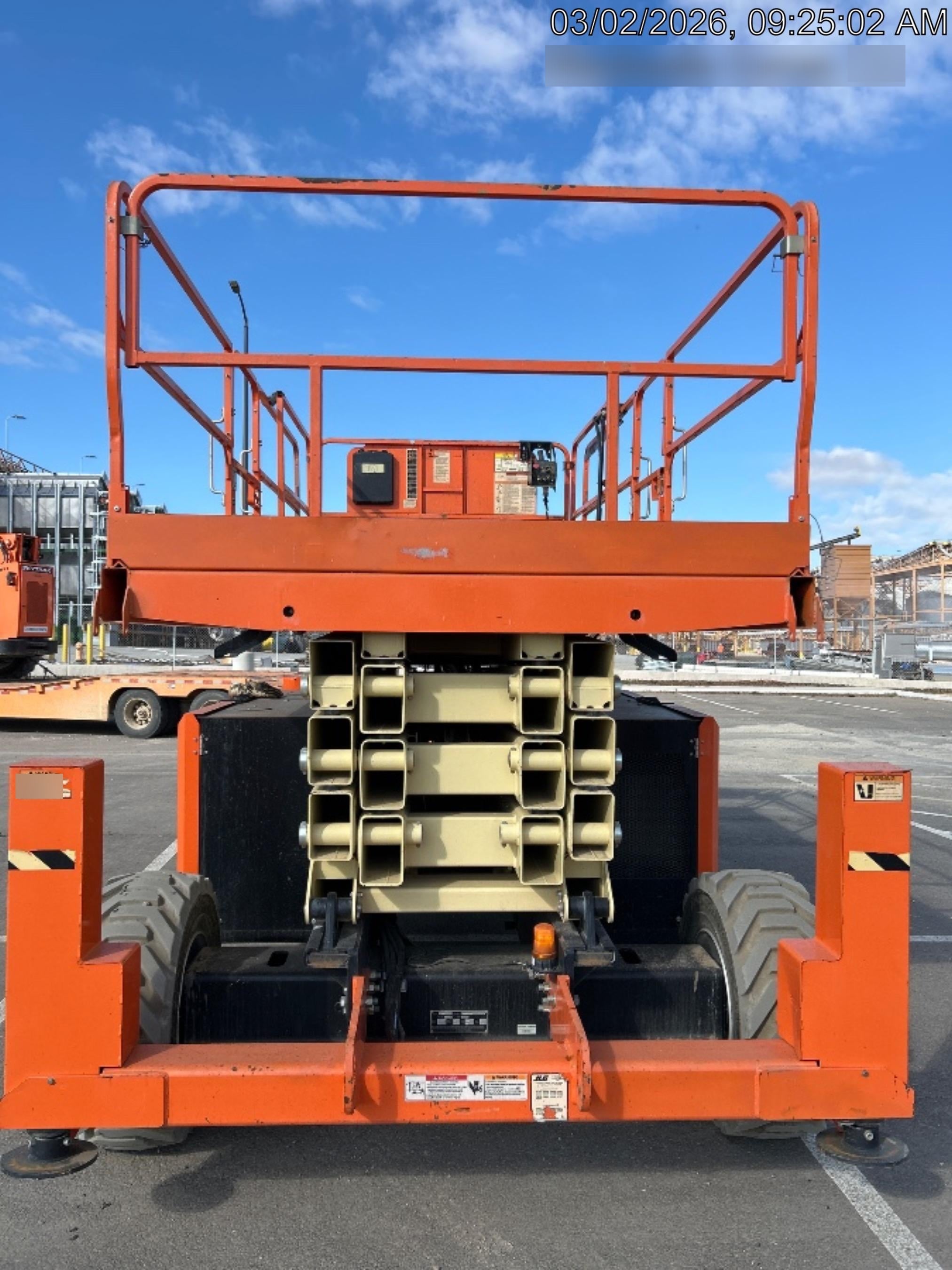 2019 JLG 430LRT